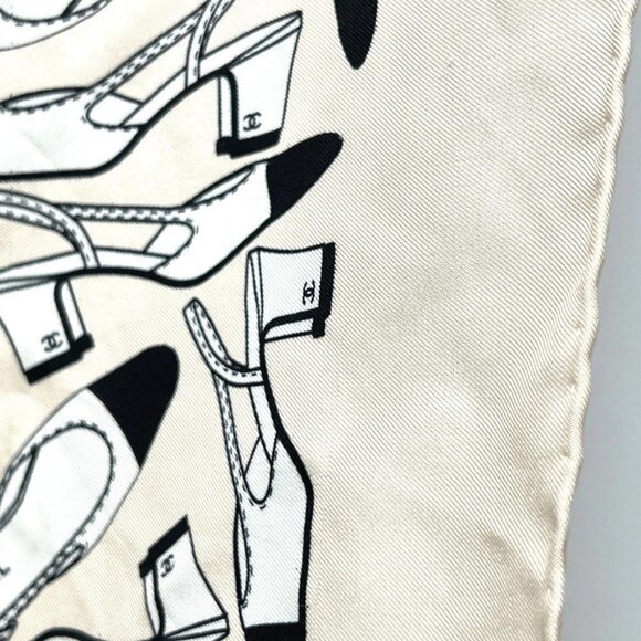 CHANEL Pump motif Apparel Accessories Stole/Shawl Large Scarf silk Beige/Black - Picture 10 of 11